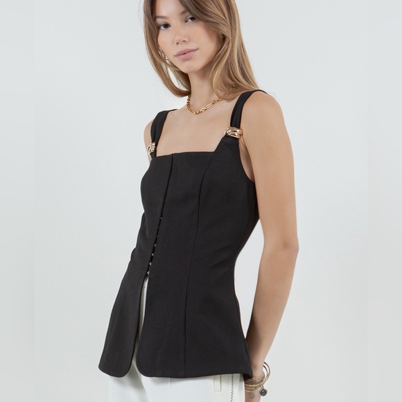 Black Structured Vest Top Gold Hardware Tailored Sleeveless Quiet Luxury Chic - Picture 3 of 5